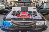 佛山丰田皇冠133汽车音响改装丹拿232套装喇叭,欧卡改装网,汽车改装
