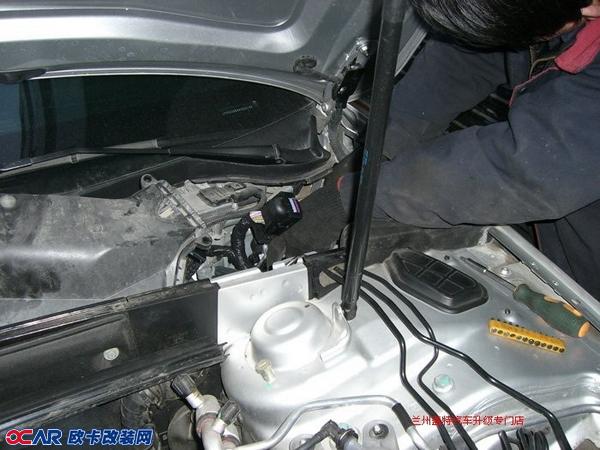 欧卡改装网,改装案例,奥迪A4改装排气、BILSTEIN扭力杆与行车电脑升级