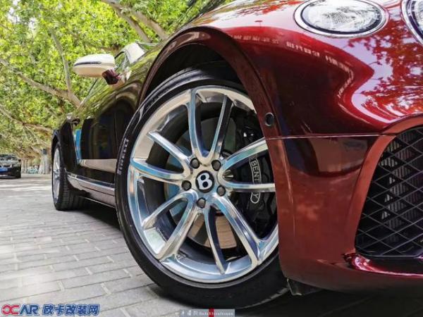 国内首台新款宾利欧陆GT摩卡双拼改色诞生！西安汽车改装