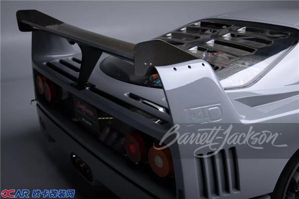 法拉利F40赛车尾翼细节