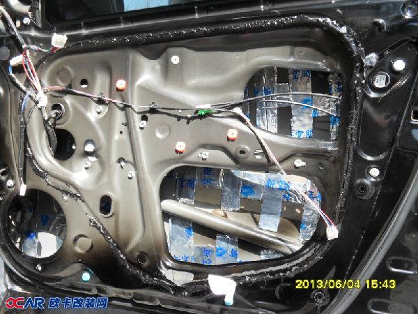 欧卡改装网,改装案例,丰田雅力士升级4门隔音+改装摩雷音响
